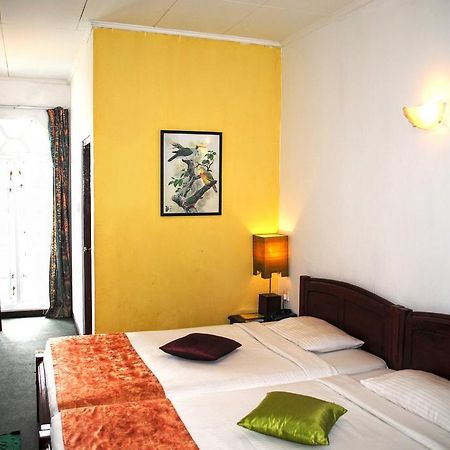 נוארה אליה Binota Hotel מראה חיצוני תמונה