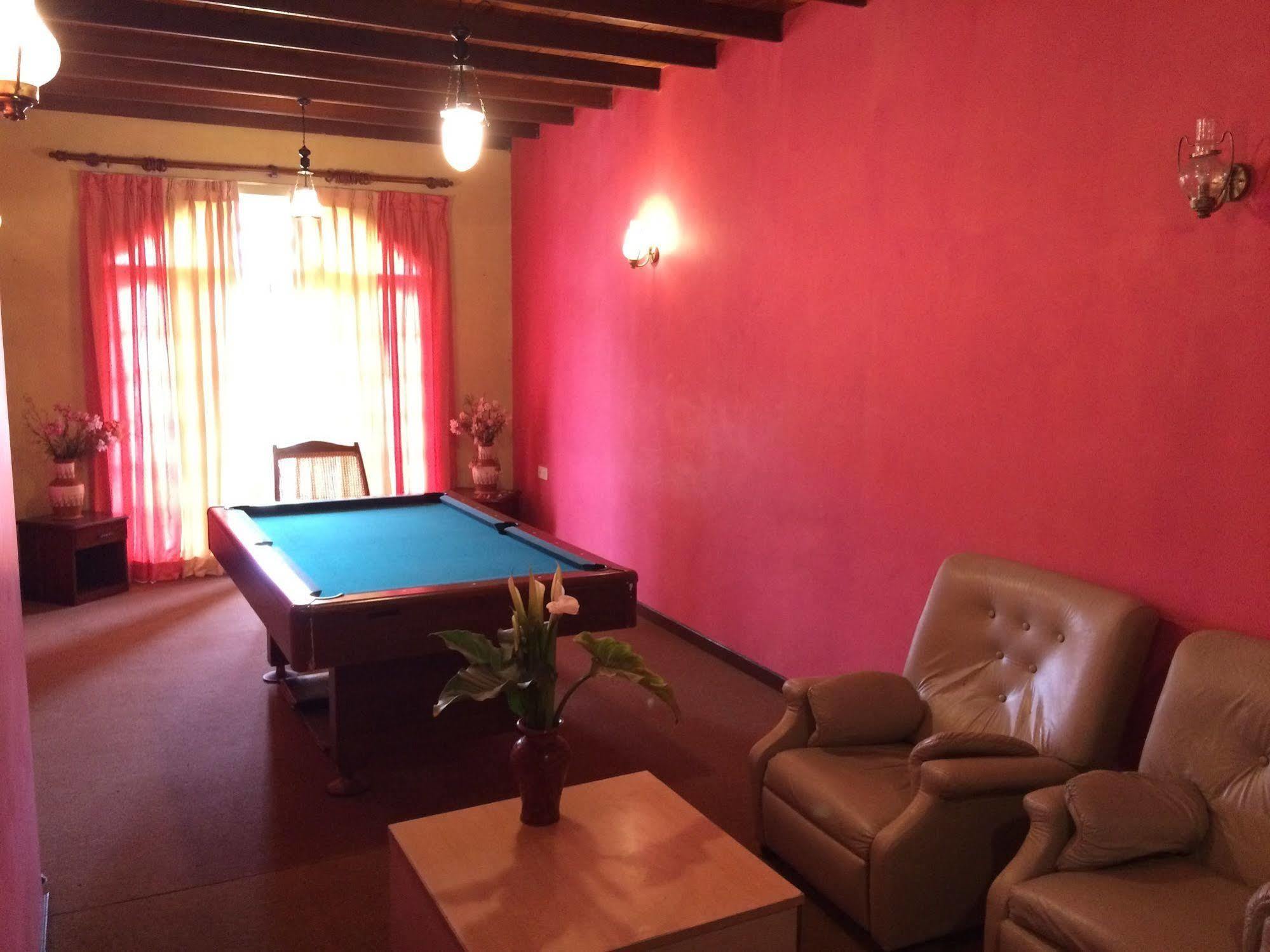 נוארה אליה Binota Hotel מראה חיצוני תמונה