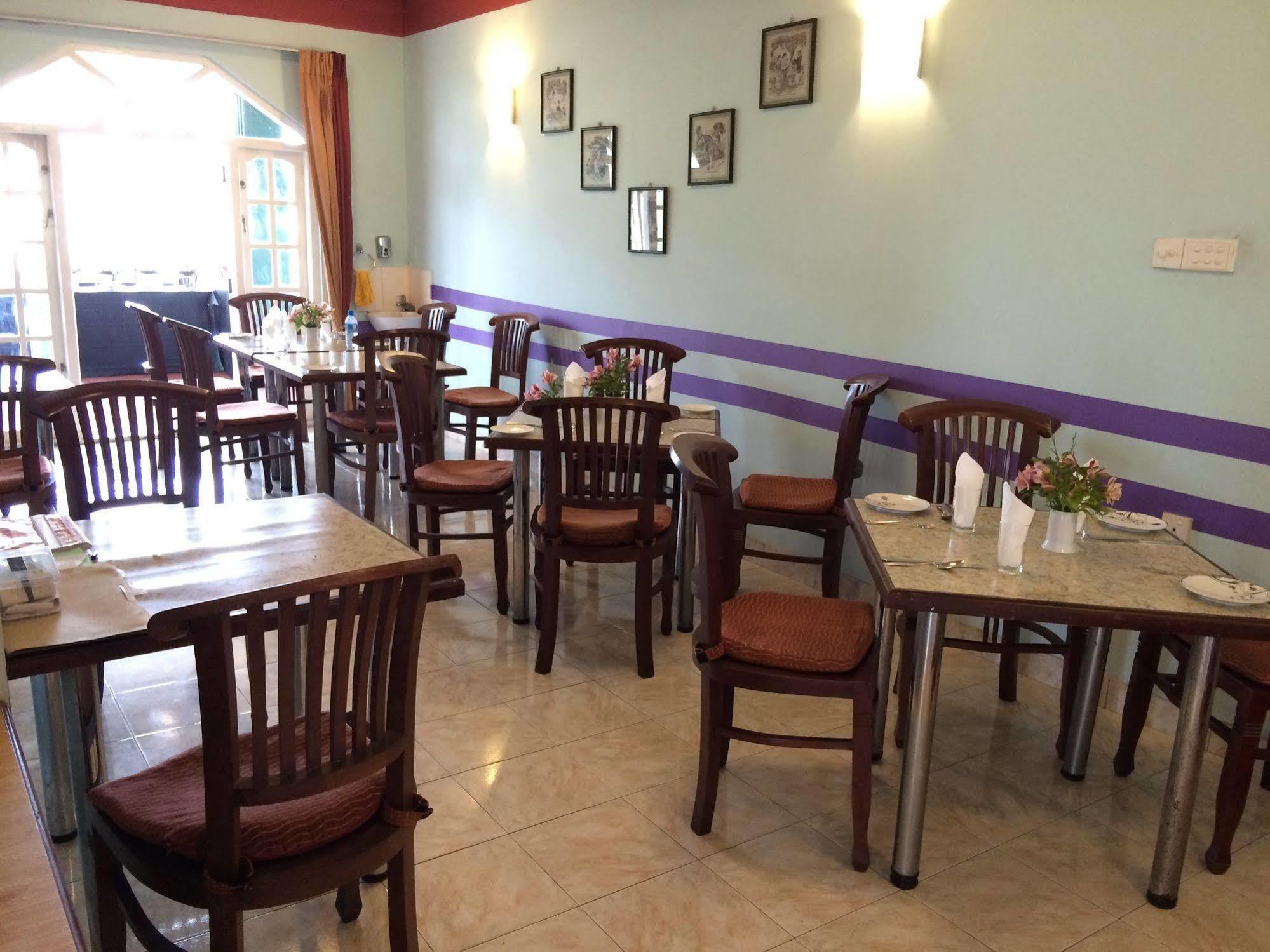 נוארה אליה Binota Hotel מראה חיצוני תמונה